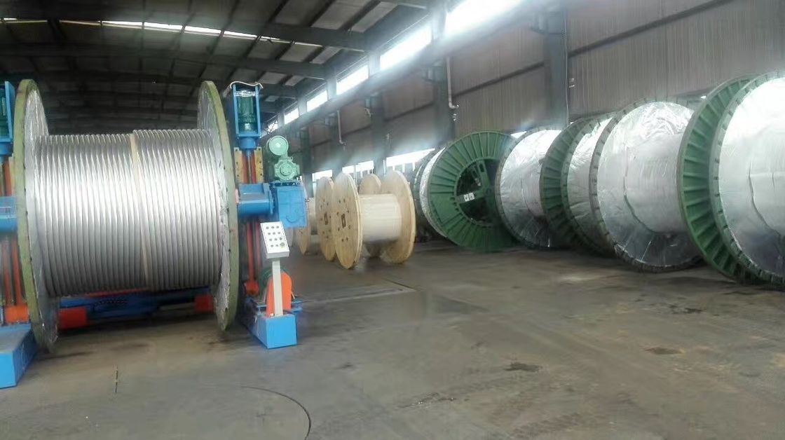 Bare ACSR Conductor Aluminium Conductor Steel Reinforced With AC Cable Current