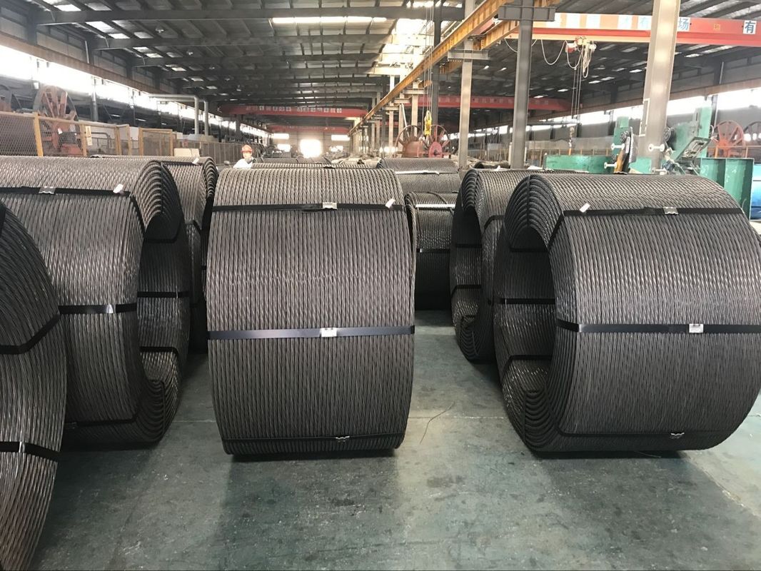 82B Grade PC Steel Wire Strand , Seven Strand Wire 1860Mpa Tensile Strength